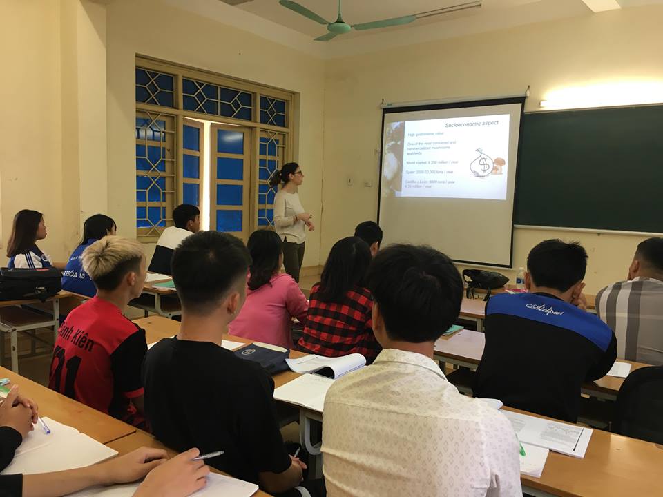 She gave a lecture about &ldquo;the role of fungi in forest based economy&rdquo; for students from the faculty of Natural Resource and Environment