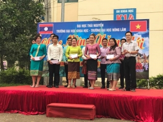 Bunpymay and Water festival - Multi-color festivals for Laos students