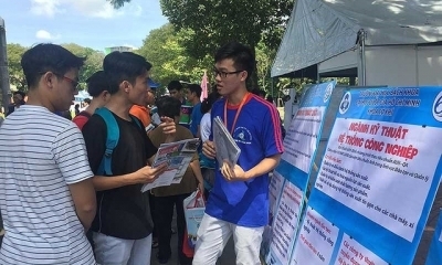 E2bet bet khuyến mãi E2betpet.com giaitri tructuyen, cao đẳng năm 2018 có gì mới?