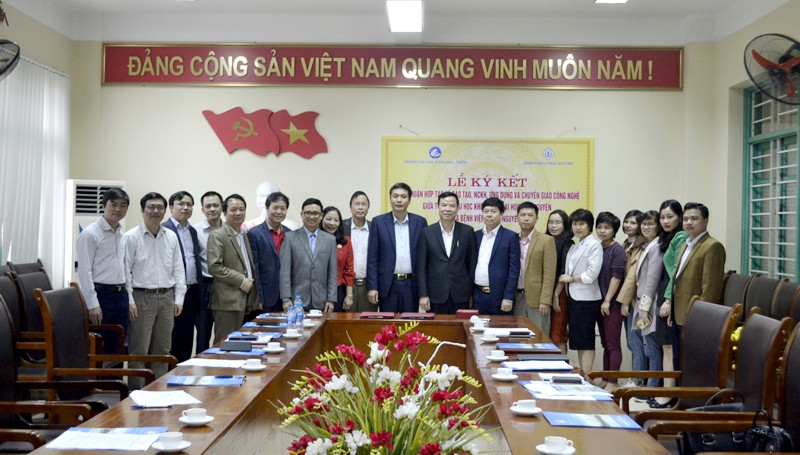 K&yacute; kết hợp t&aacute;c hứa hẹn đem lại nhiều lợi &iacute;ch thiết thực cho cả hai b&ecirc;n v&agrave; x&atilde; hội