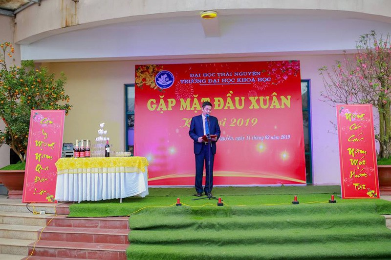 PGS.TS. Nguyễn Văn Đăng - Phó Hi&ecirc;̣u trưởng, phụ tr&aacute;ch Nh&agrave; trường ph&aacute;t biểu