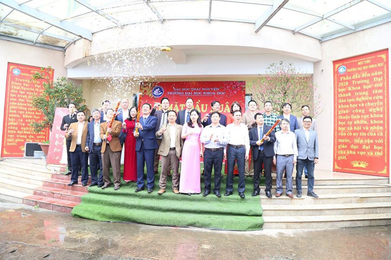 E2BET.COM Gặp mặt đầu Xuân Kỷ Hợi 2019